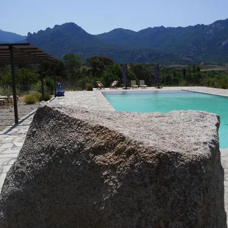 La Tonnelerie, Belle Pour 9 Personnes Au Coeur D'un Vignoble Avec Piscine * Sartene (Corsica)