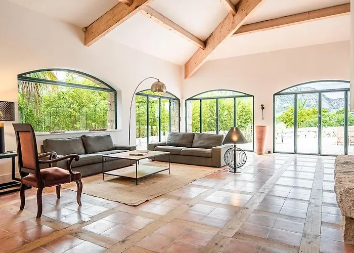 Villa La Tonnelerie, Belle Pour 9 Personnes Au Coeur D'un Vignoble Avec Piscine *