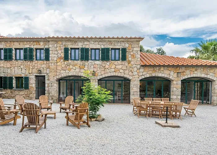 Villa La Tonnelerie, Belle Pour 9 Personnes Au Coeur D'un Vignoble Avec Piscine