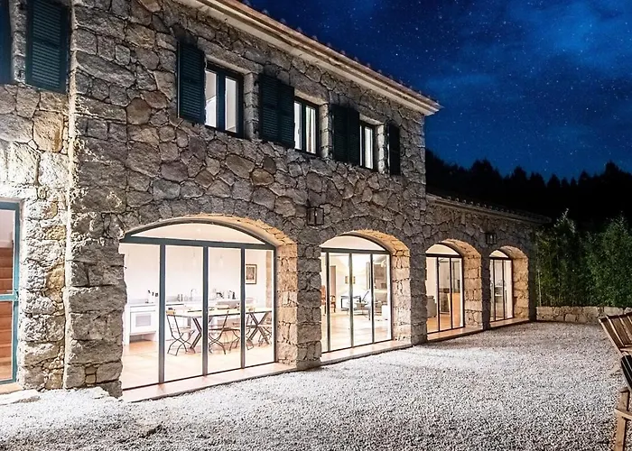 Villa La Tonnelerie, Belle Pour 9 Personnes Au Coeur D'un Vignoble Avec Piscine *